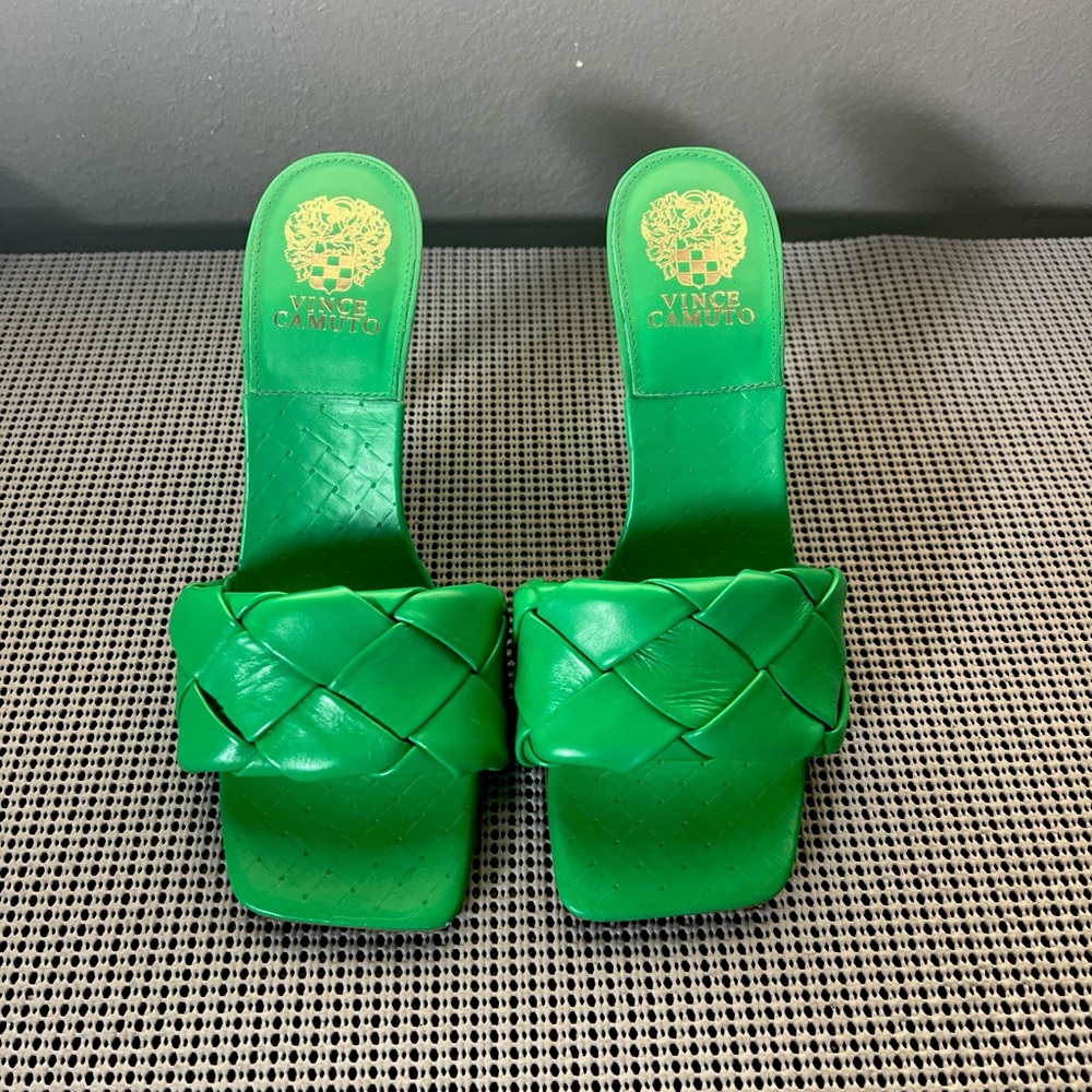 Vince Camuto classy heel✨☘️